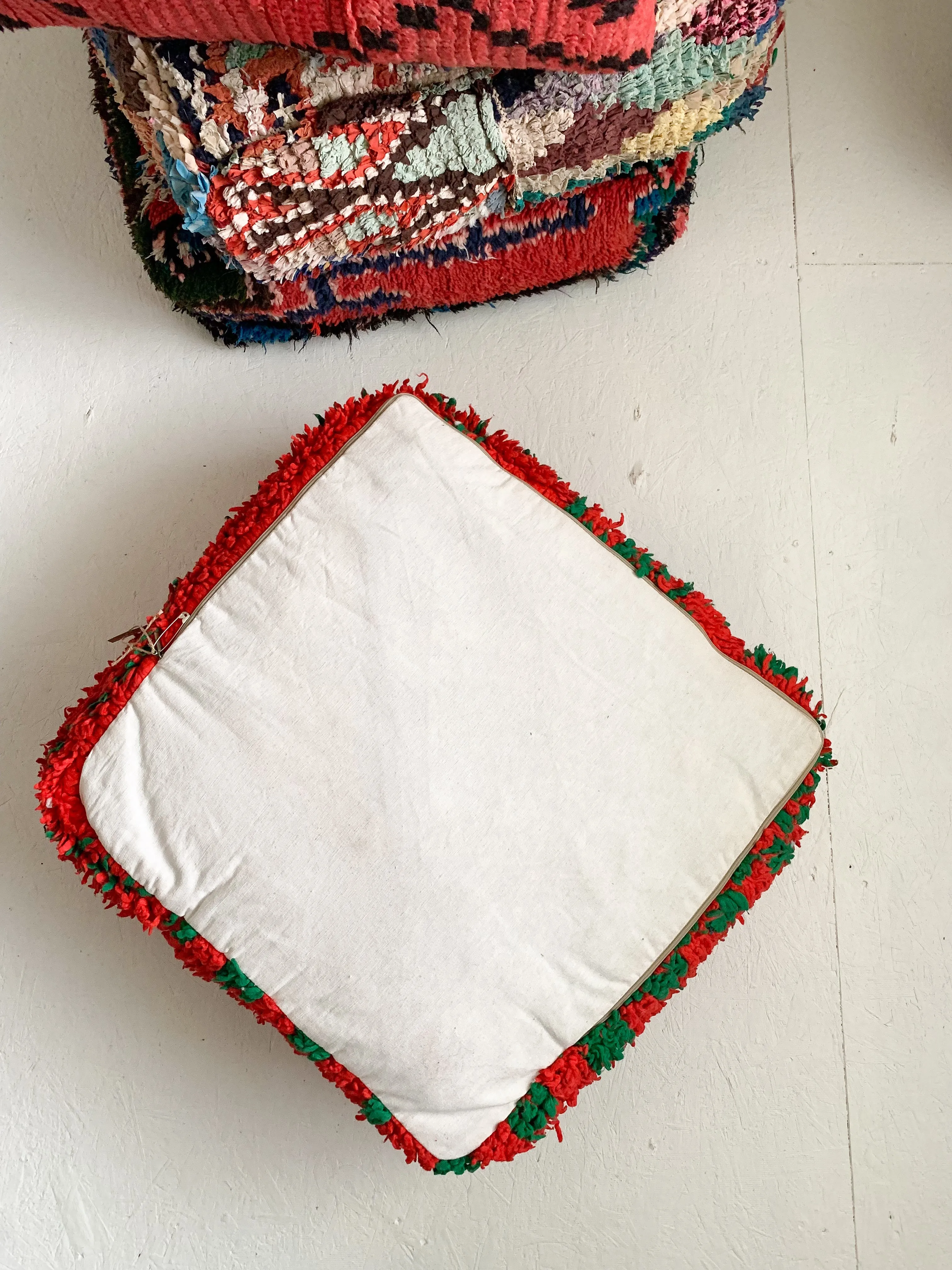 Aseel - Moroccan Rug Floor Pouf / Pet Bed