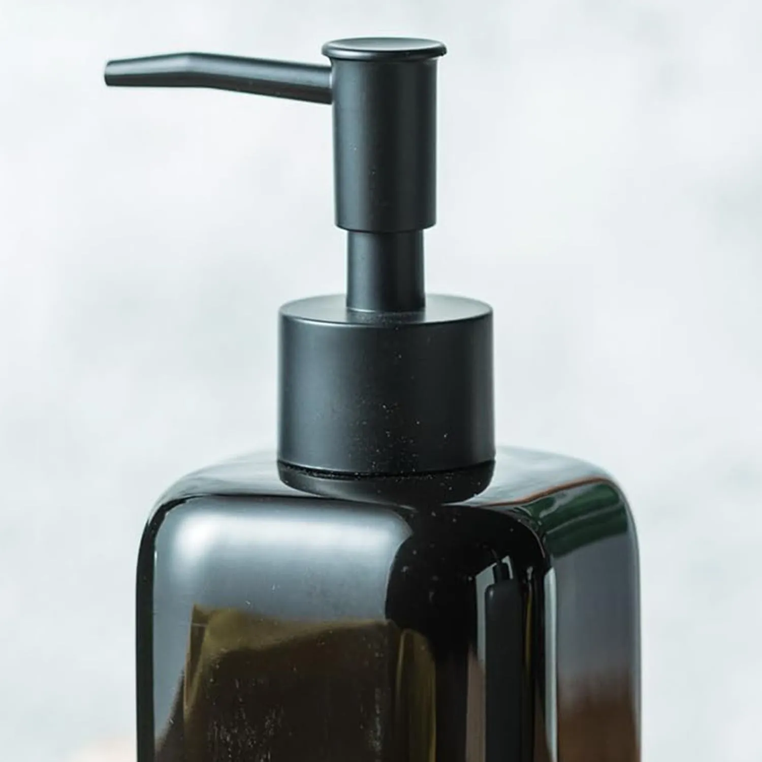 Homestic Liquid Soap Dispenser | Handwash Soap Dispenser | Soap Dispenser for Wash Basin | Shampoo Dispenser Bottle | Bathroom Dispenser Bottle | 300 ML | Black